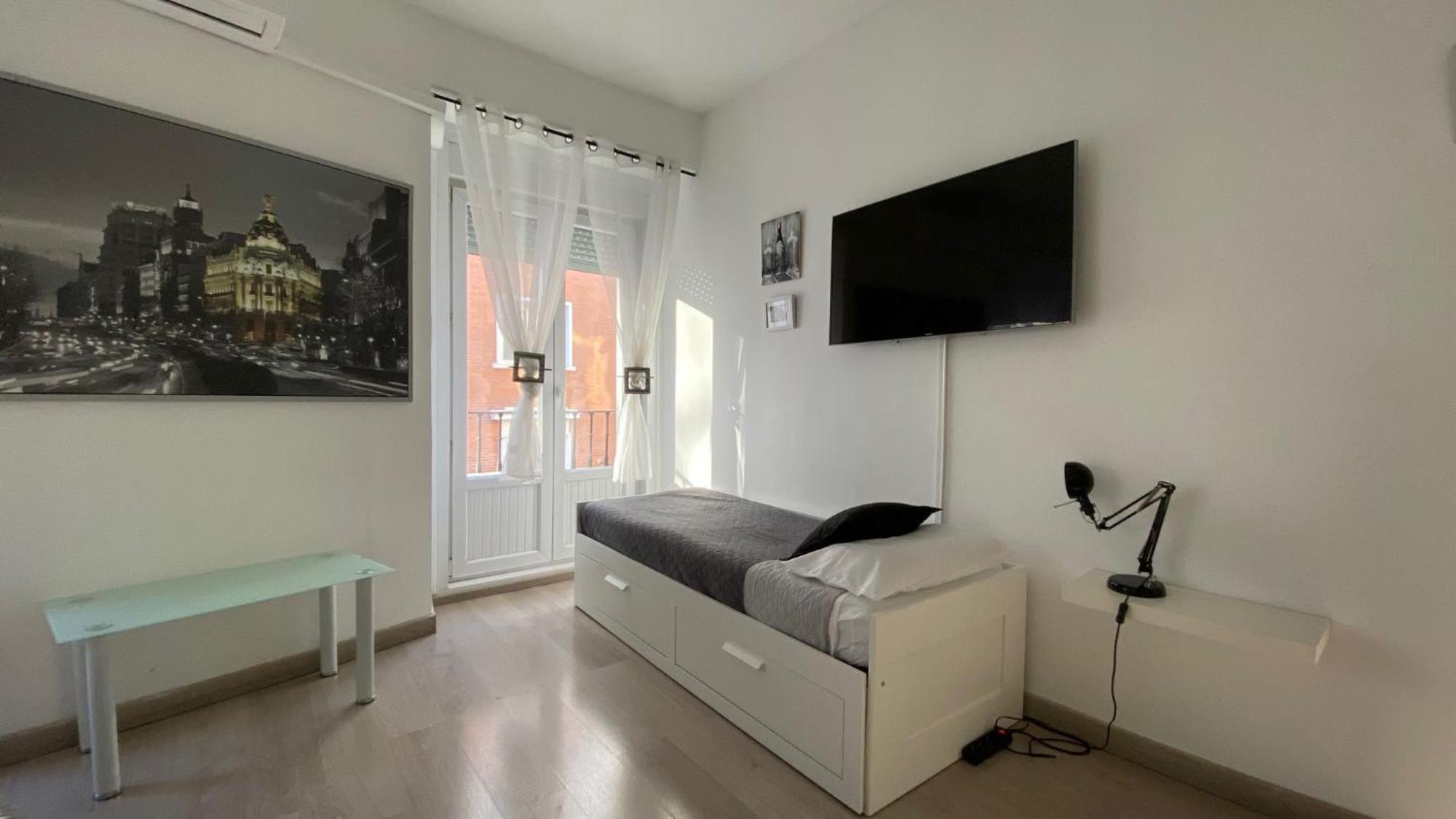 Stay Inn Madrid Bagian luar foto