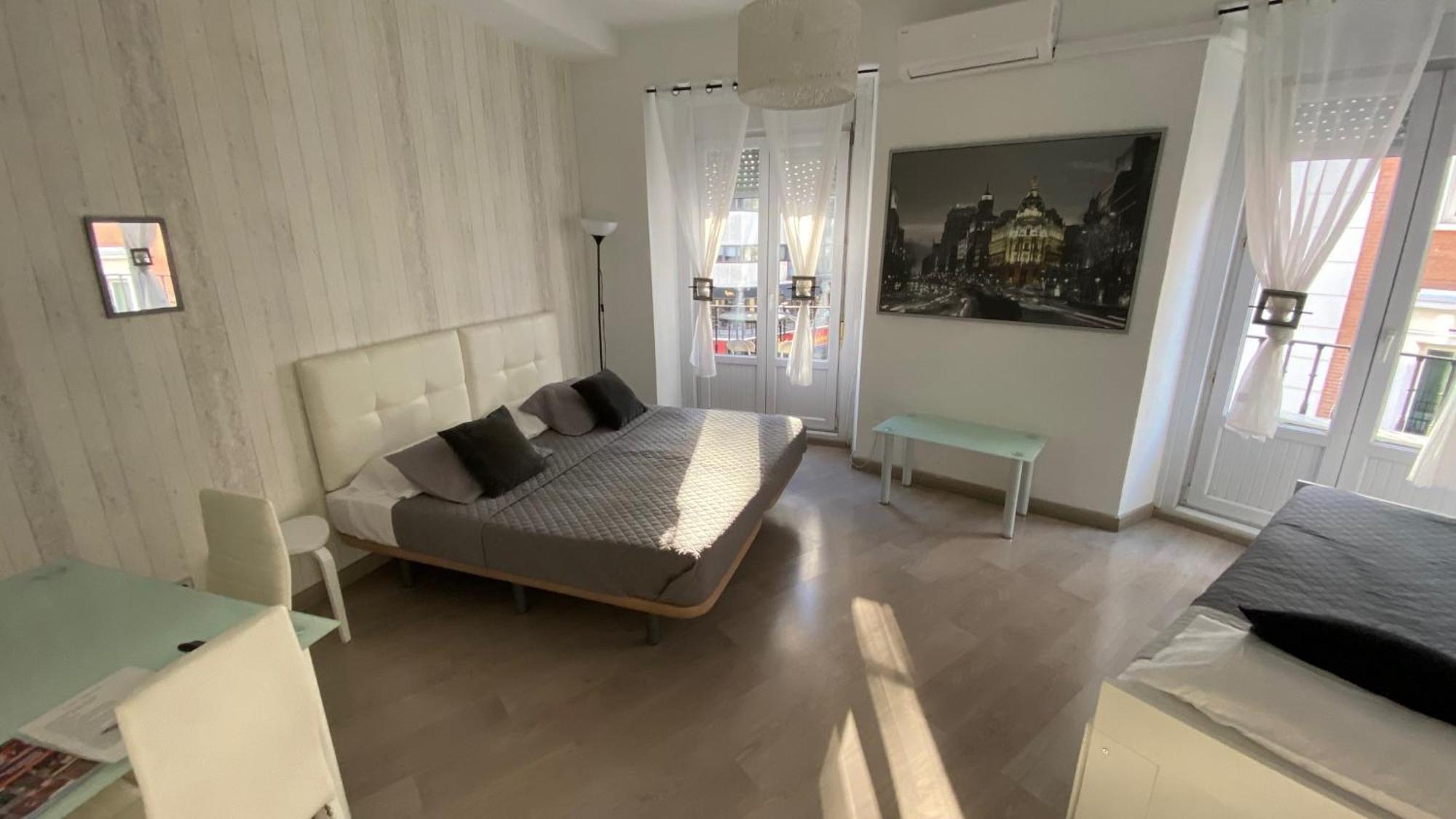 Stay Inn Madrid Bagian luar foto