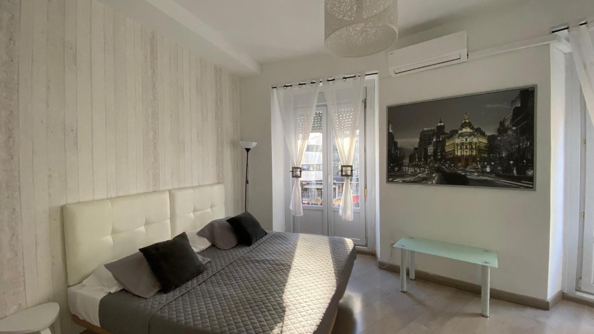 Stay Inn Madrid Bagian luar foto