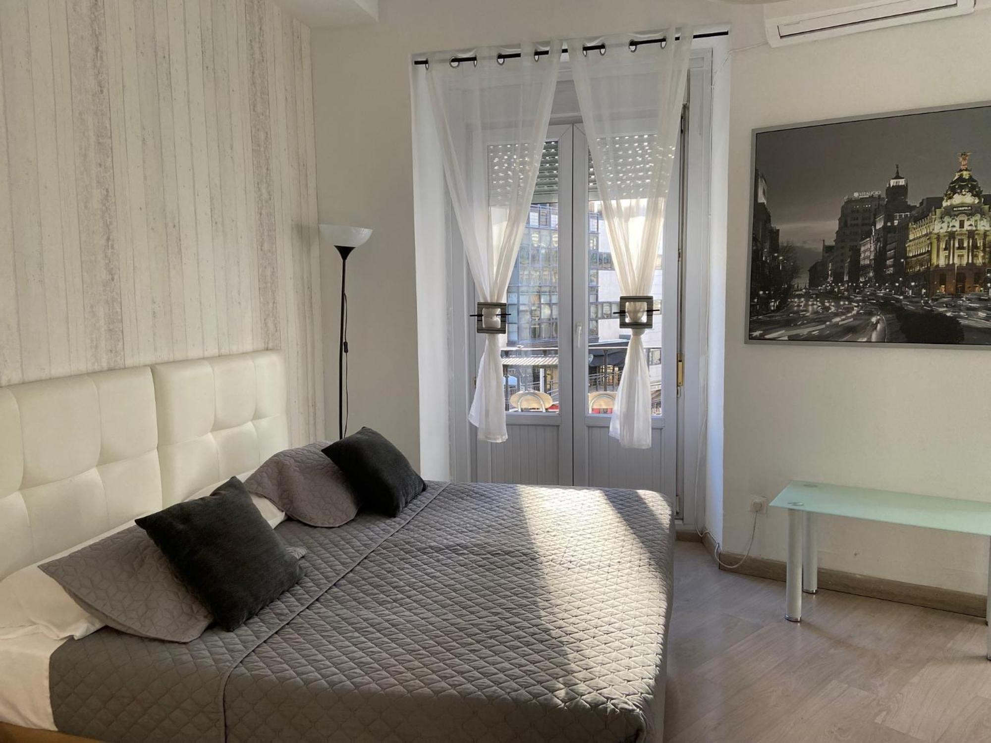 Stay Inn Madrid Bagian luar foto