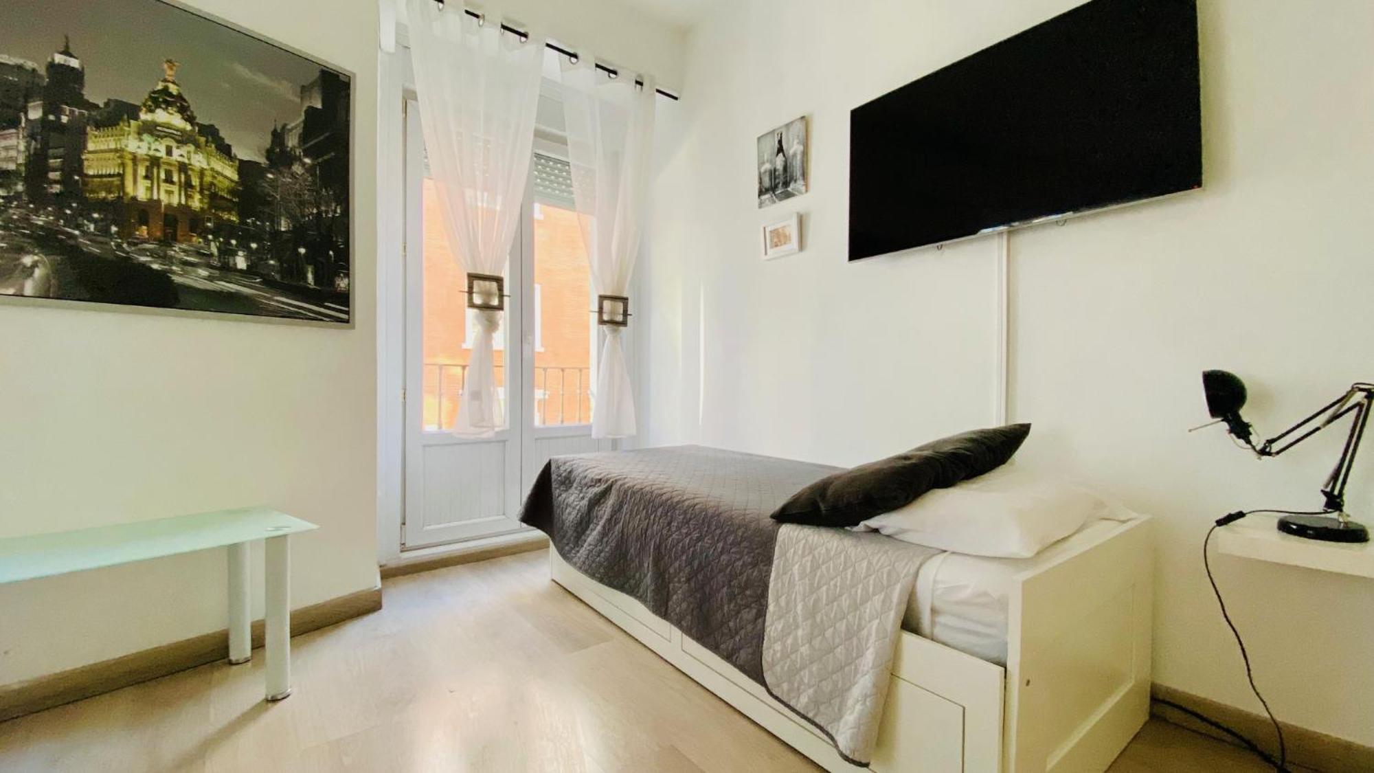Stay Inn Madrid Bagian luar foto